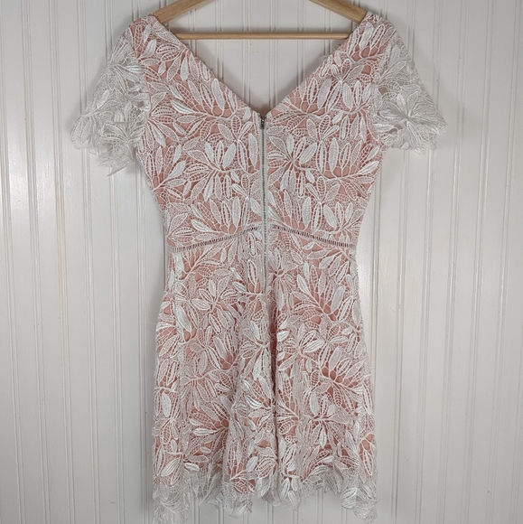 Kimilily Floral Lace Dress - Picture 5 of 7